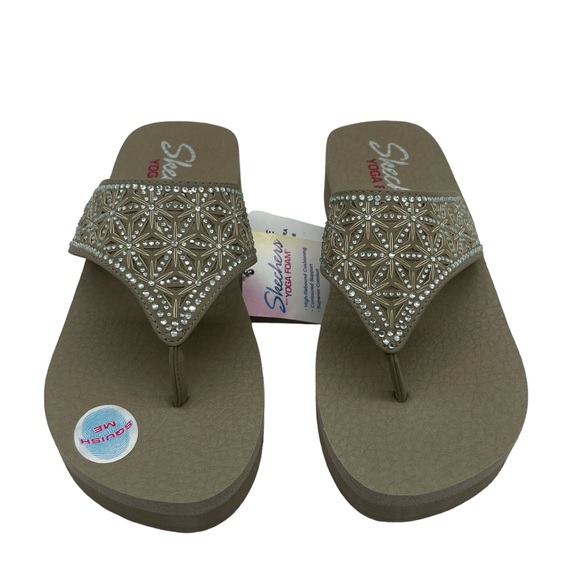 NWT Skechers ☀️yoga flip flops size 7 - Picture 1 of 7